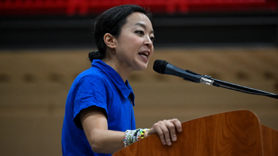 明尼苏达州	、威斯康星州民主党初选再度爆发内斗，中期选举关键选战格局逐步成型